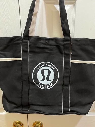 Daily multi pocket tote - daily, multi-pocket