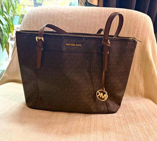 Michael kors logo - kors,