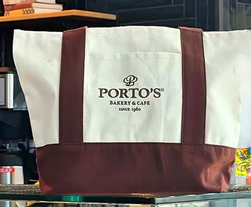 Porto bakery cafe logo - &,