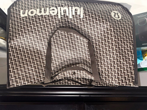 Lululemon geometric tote bag - geometric,