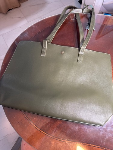 Passage olive green large - large, 12"