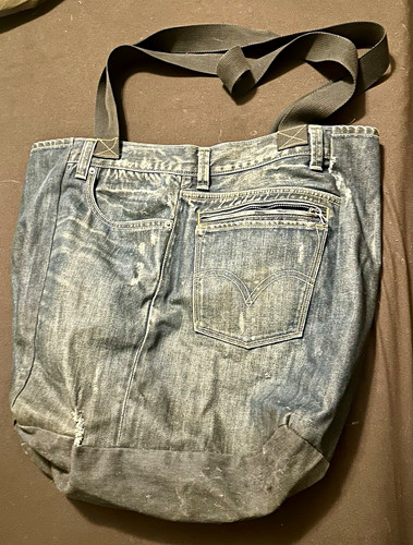Blue distressed levi - blue, denim